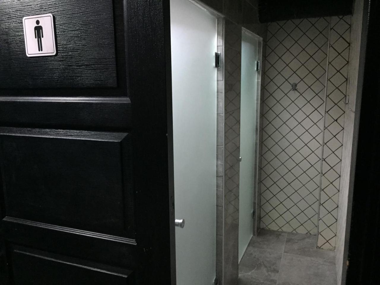 The Hub Hostel Istanbul Exterior photo